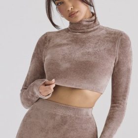Suri Rose Chenille Cropped Top - Image 5