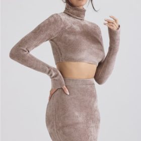 Suri Rose Chenille Cropped Top - Image 9